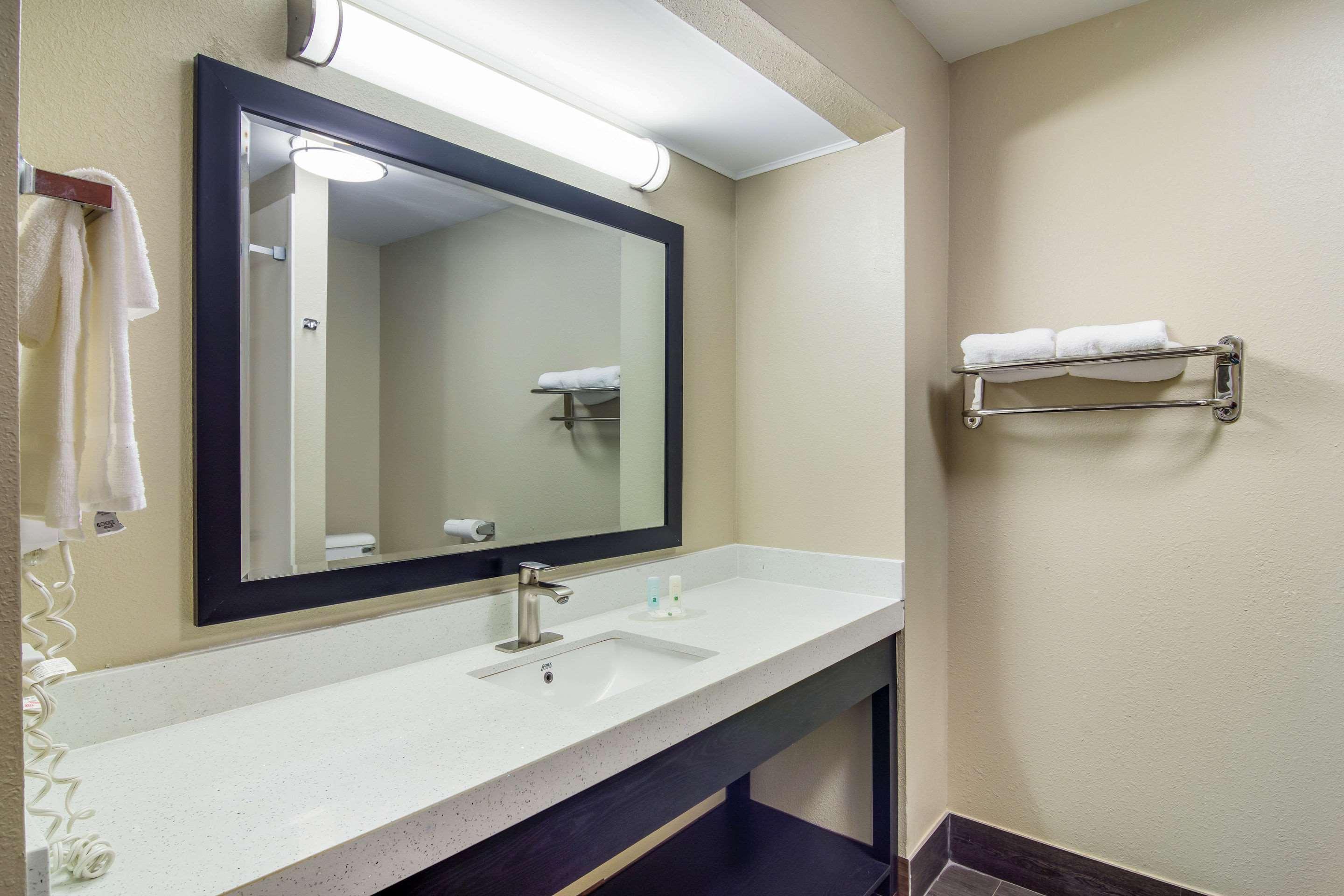 Quality Inn & Suites Canton, Ga Kültér fotó