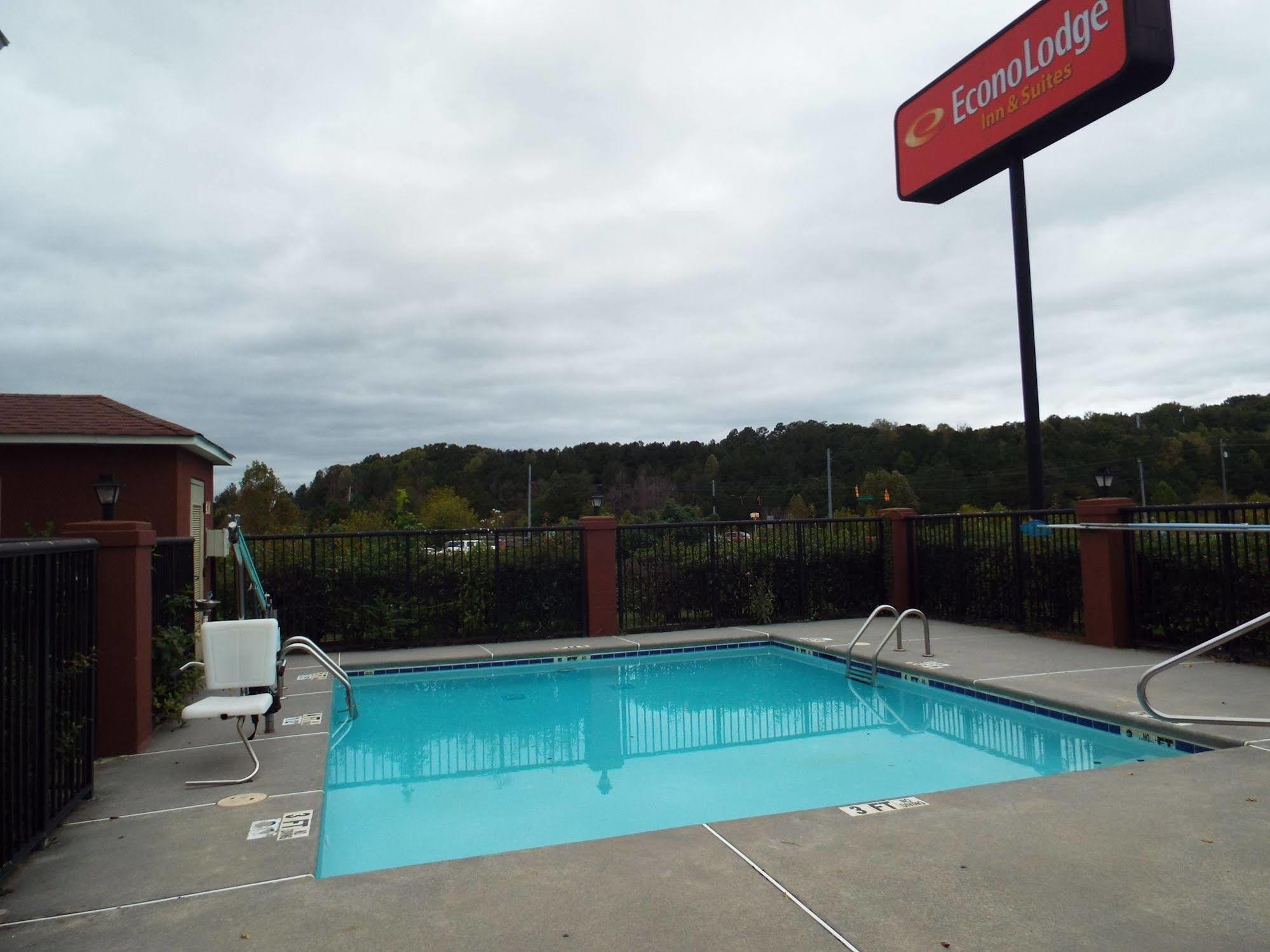 Quality Inn & Suites Canton, Ga Kültér fotó